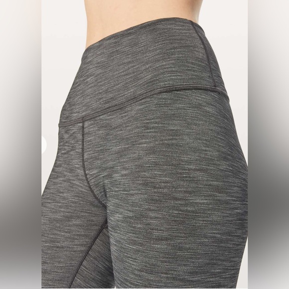 Lululemon wunder under high rise tight 25in sz6 - Picture 4 of 5